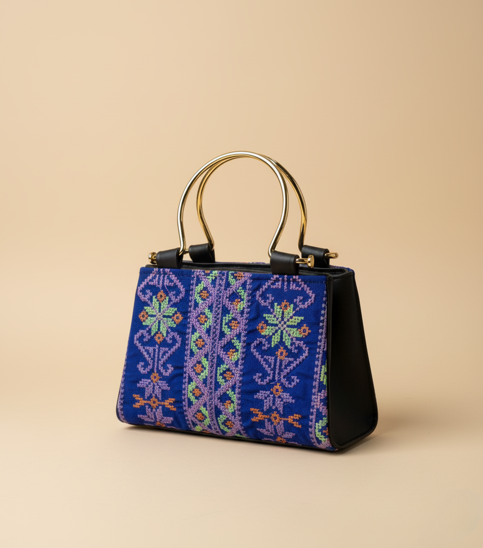 حقيبة مطرزة كلاسيكية