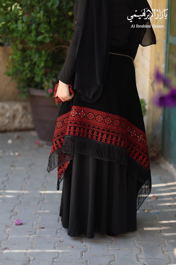 Traditional Triangle Wrap Scarf | Embroidered Heritage Shawl